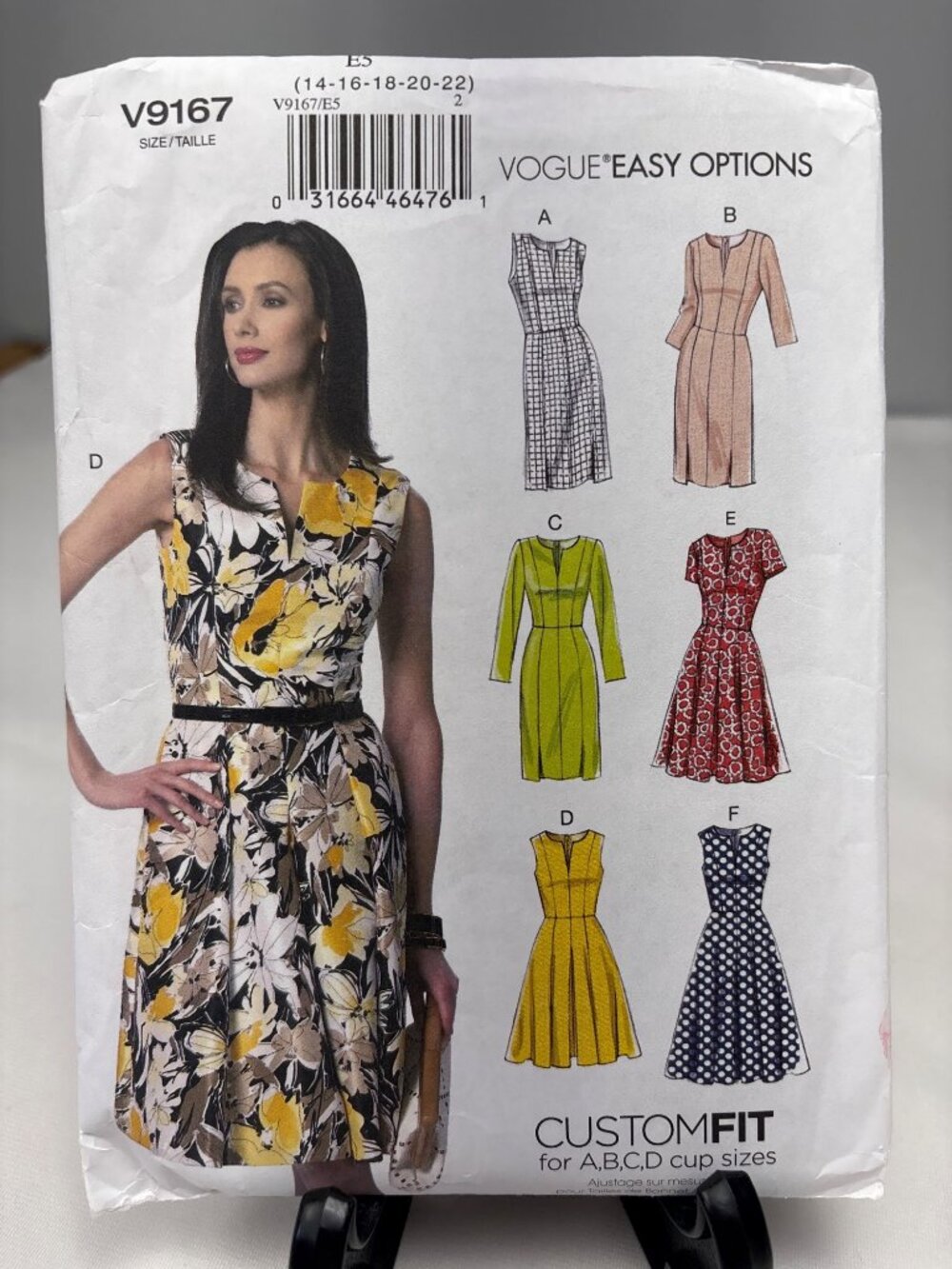 Vogue V9167 Womens Dress Sewing Pattern Uncut Size 14-16-18-20-22 Uncut